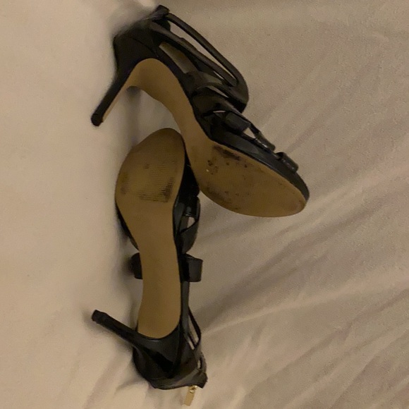 Marc Fisher heels, black, size 8M - Picture 4 of 4